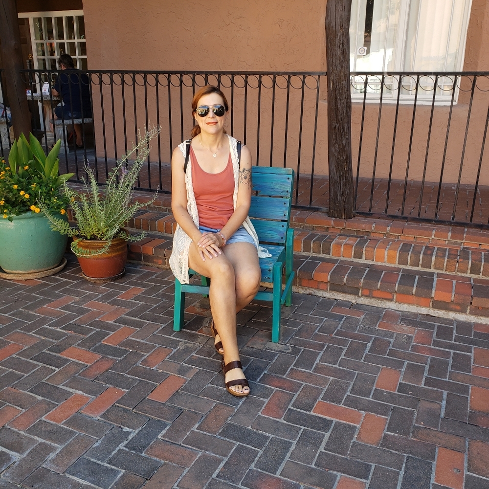 Meet your Posher, Elena